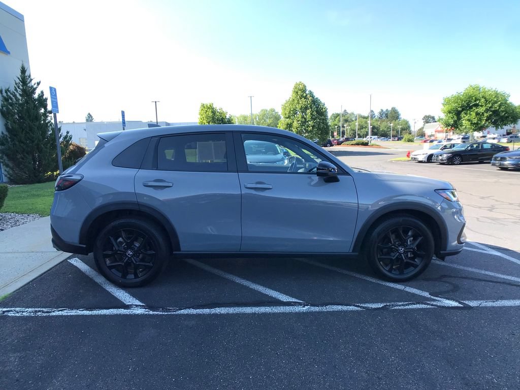 Certified 2025 Honda HR-V Sport image 15
