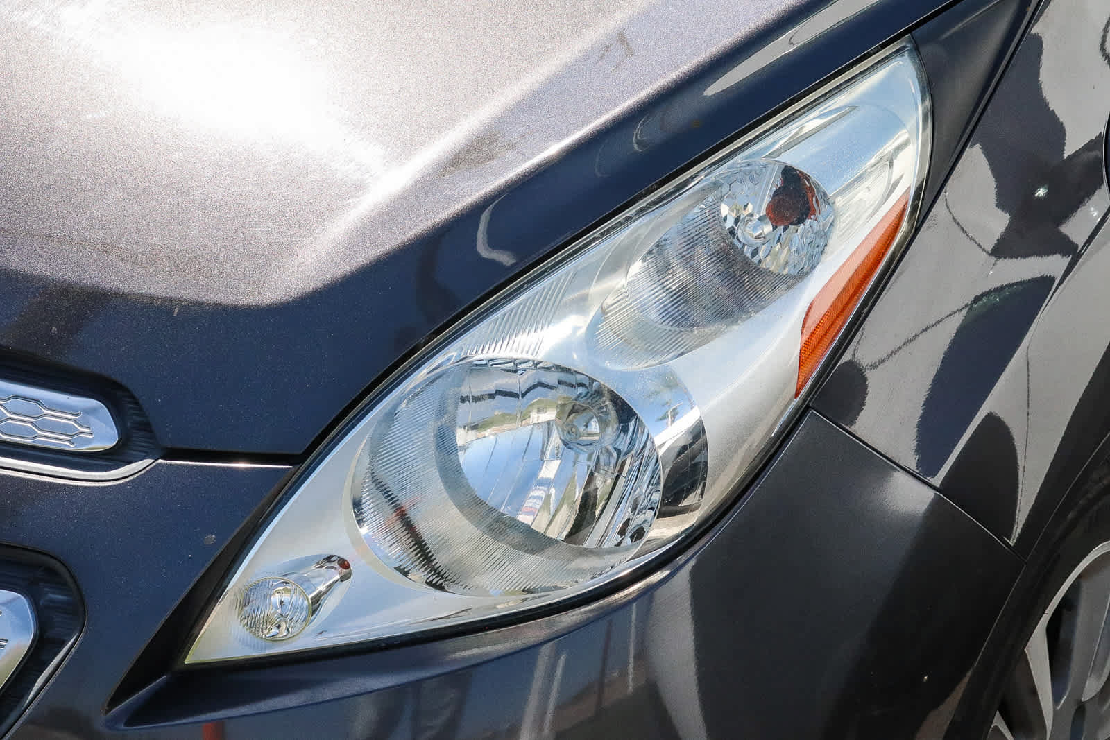 Used 2014 Chevrolet Spark LT FWD image 2