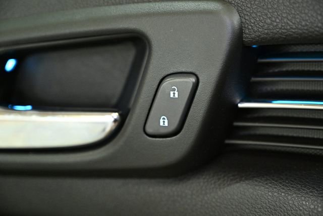 Used 2016 Chevrolet Malibu LT image 36