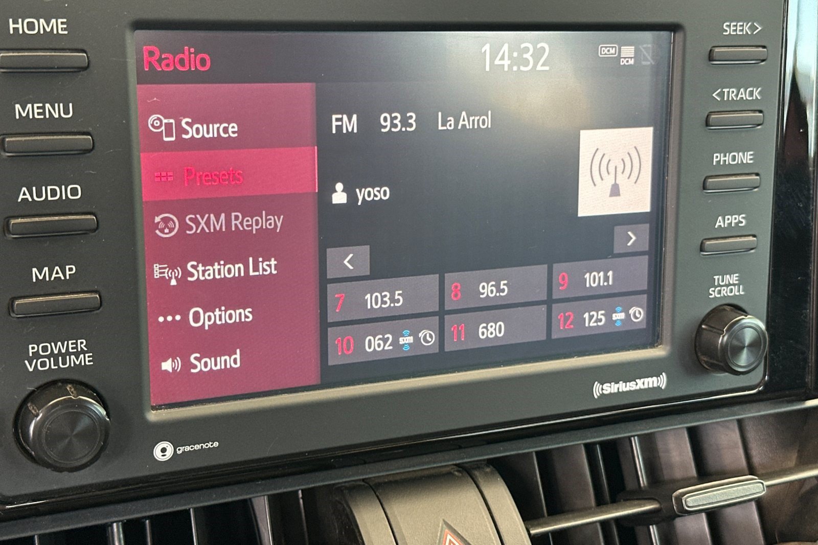 Used 2020 Toyota RAV4 LE w/ All Weather Liner Package AWD/4WD image 20