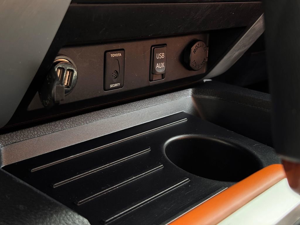 Used 2015 Toyota Tundra 1794 Edition image 37