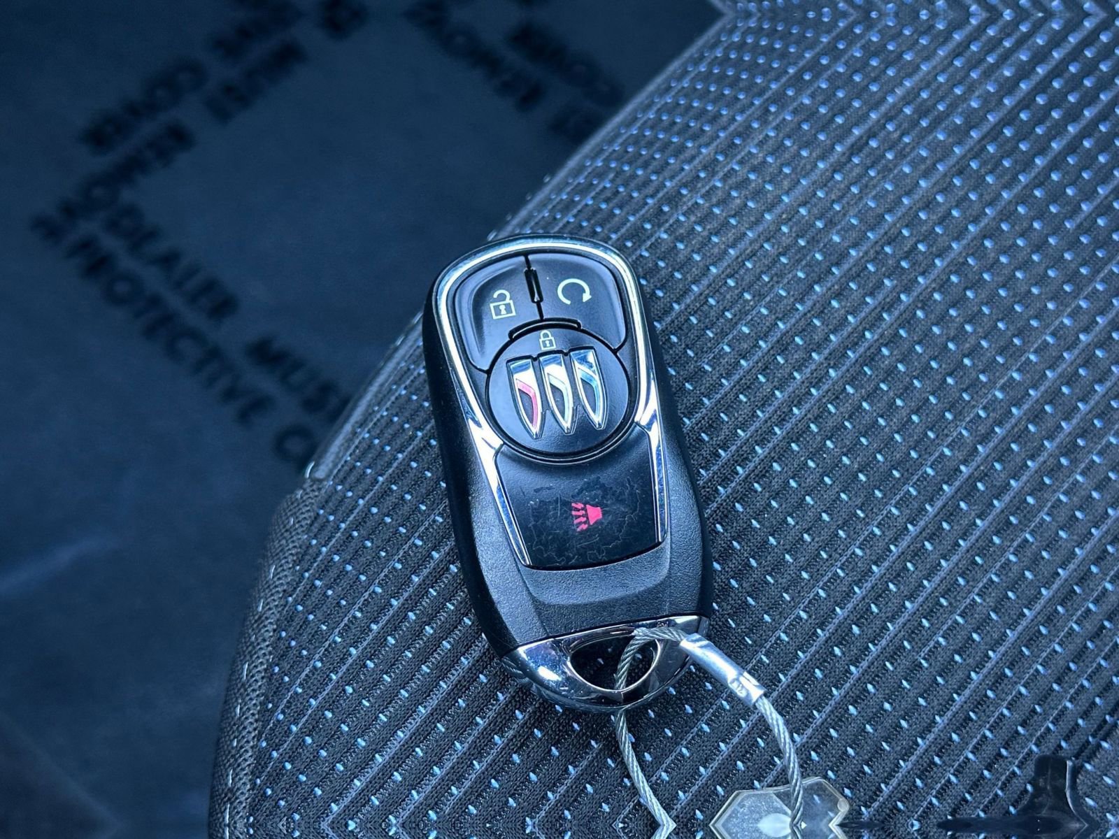 Used 2025 Buick Envista Preferred image 21