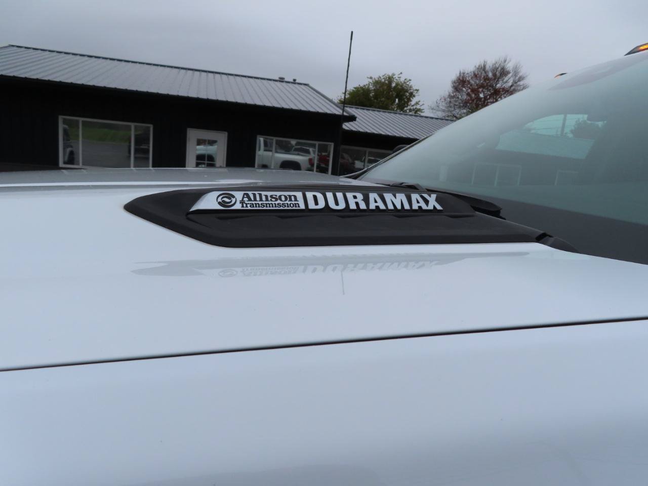 Used 2025 Chevrolet Silverado 3500 LT w/ Safety Package AWD/4WD image 12
