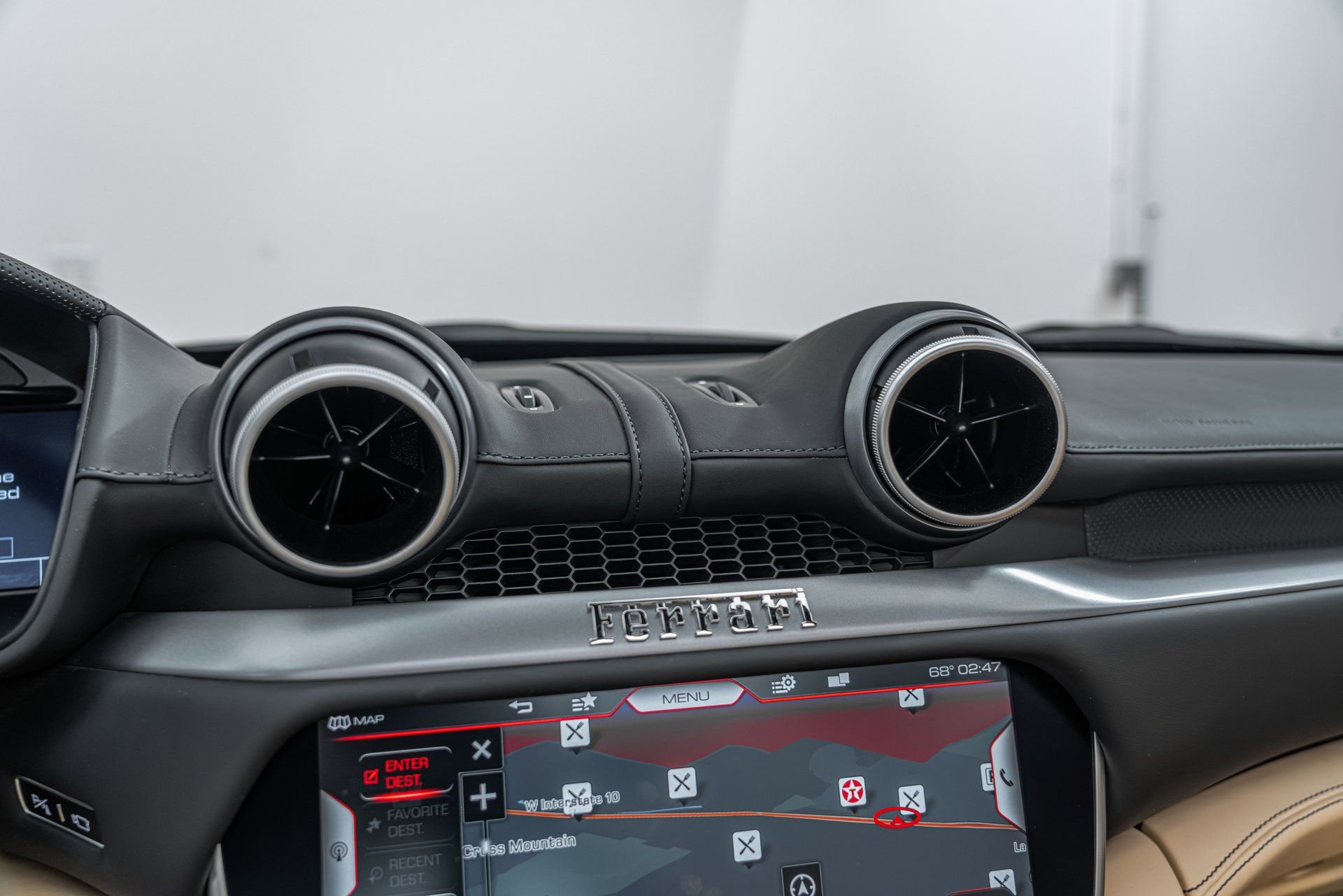 Certified 2020 Ferrari Portofino RWD image 68