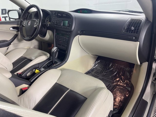 Used 2005 Saab 9-3 Aero image 28