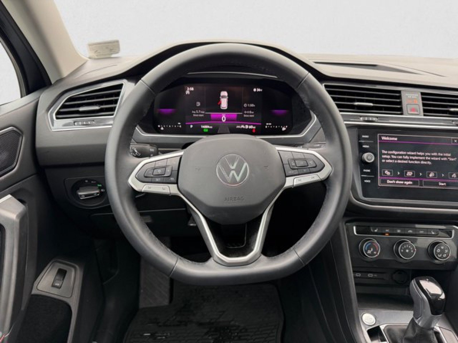 Used 2024 Volkswagen Tiguan Wolfsburg Edition FWD image 15