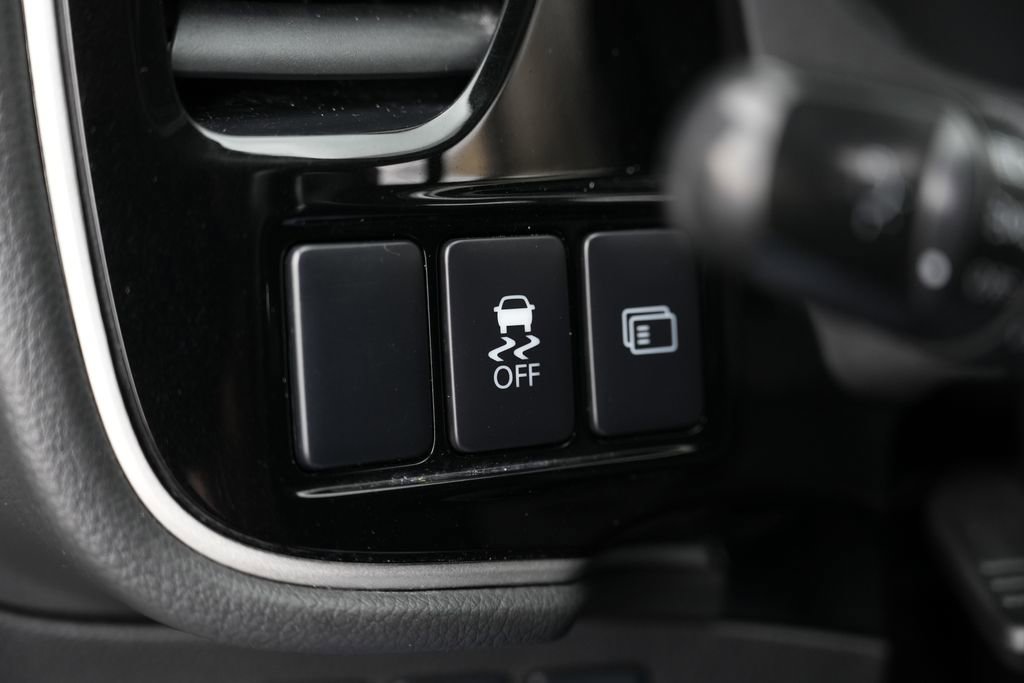 Used 2016 Mitsubishi Outlander SE AWD/4WD image 49