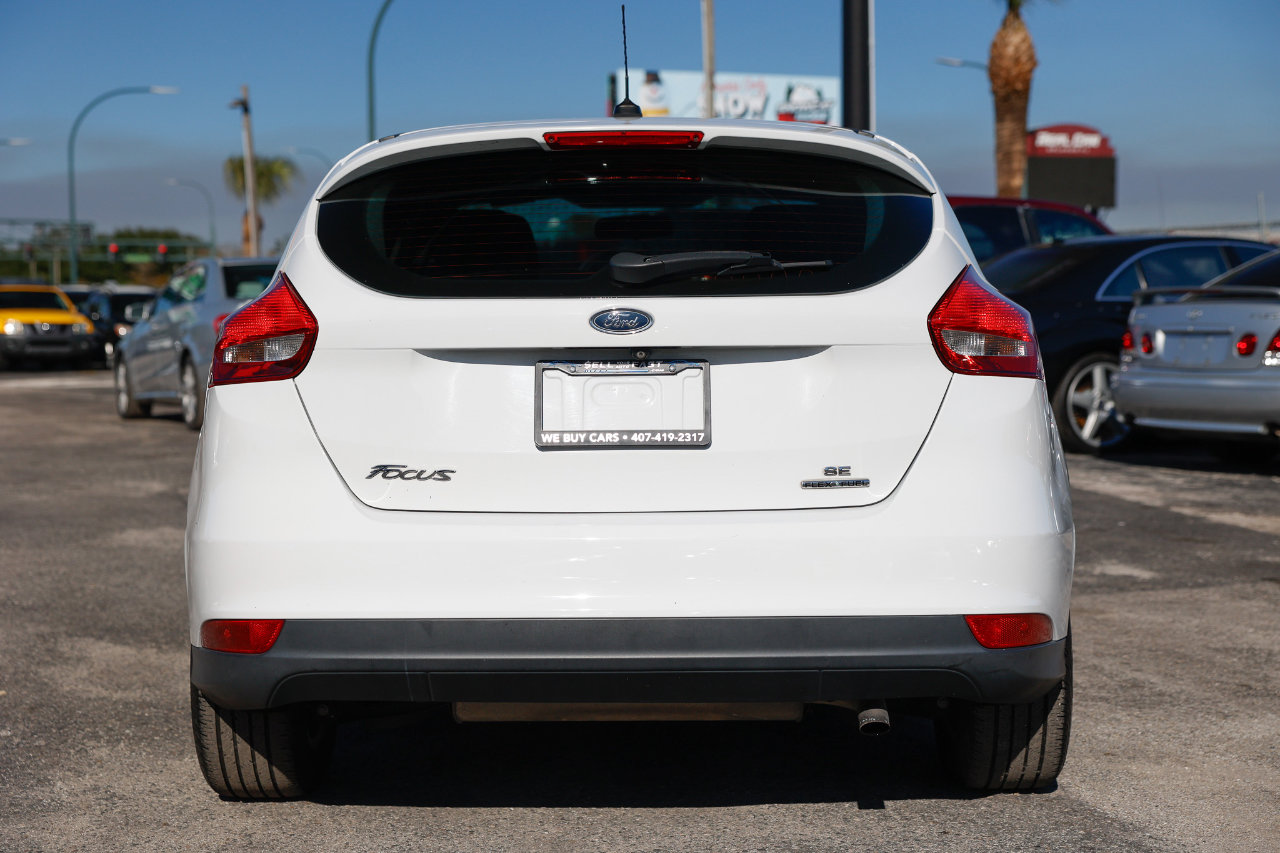 Used 2015 Ford Focus SE image 7