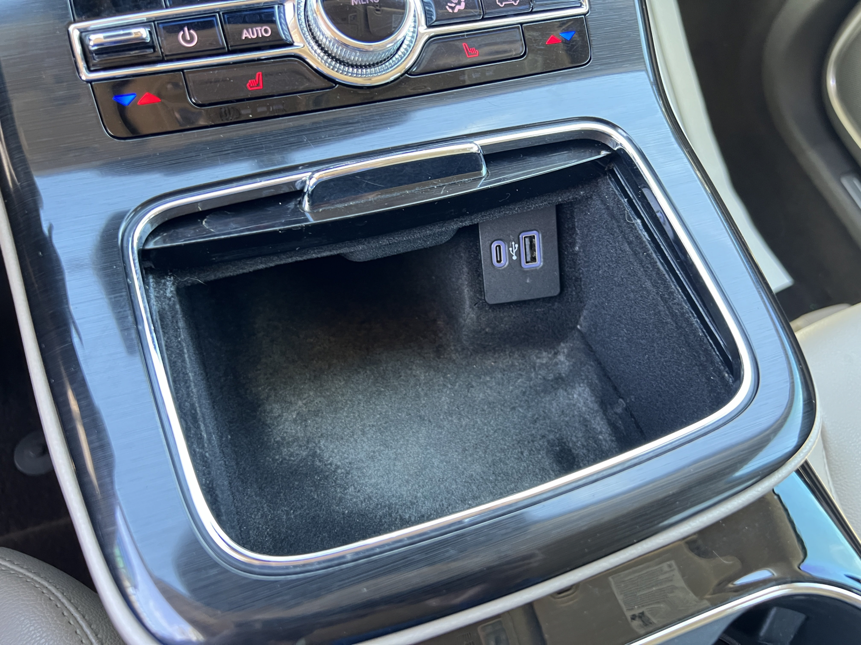 Used 2022 Lincoln Nautilus FWD image 20