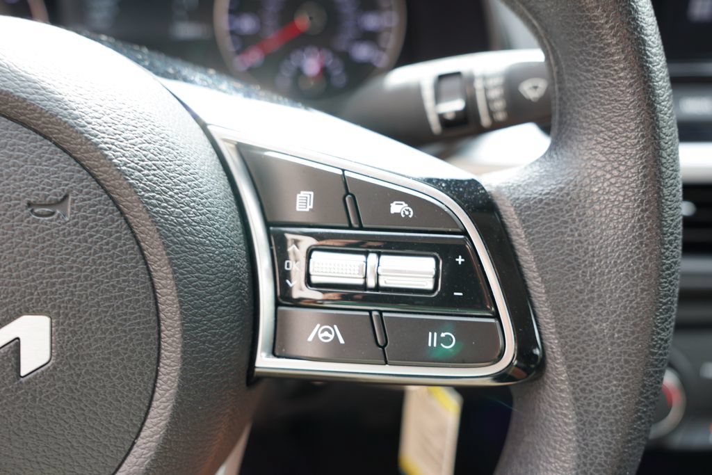Certified 2024 Kia Forte LXS FWD image 26