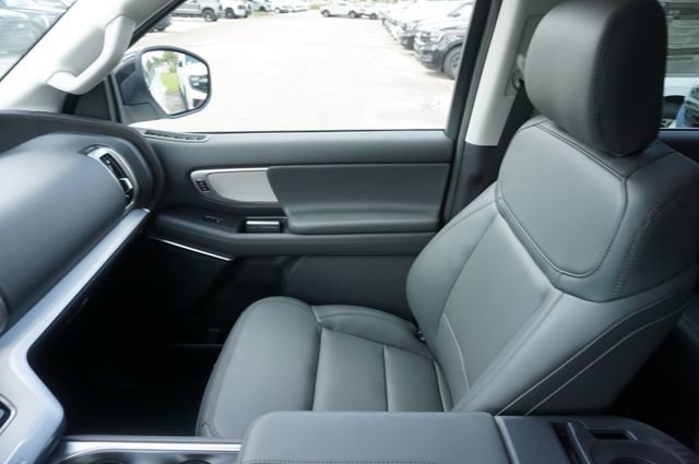 New 2027 Ford Expedition Max Active RWD image 36