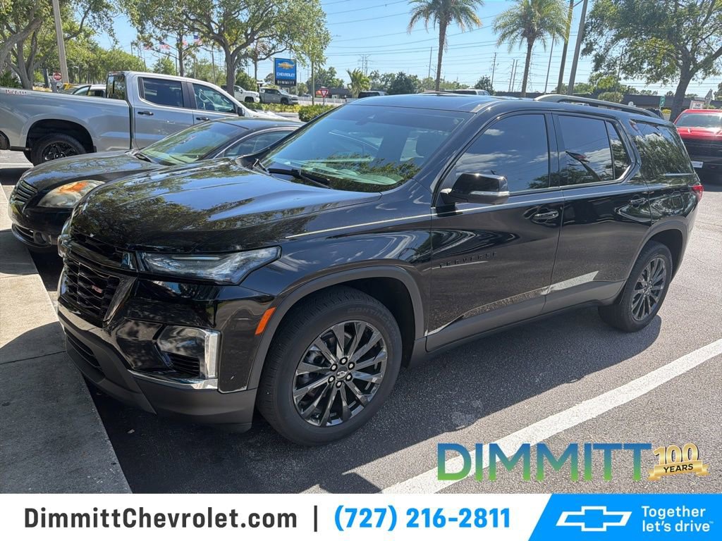 Used 2023 Chevrolet Traverse RS