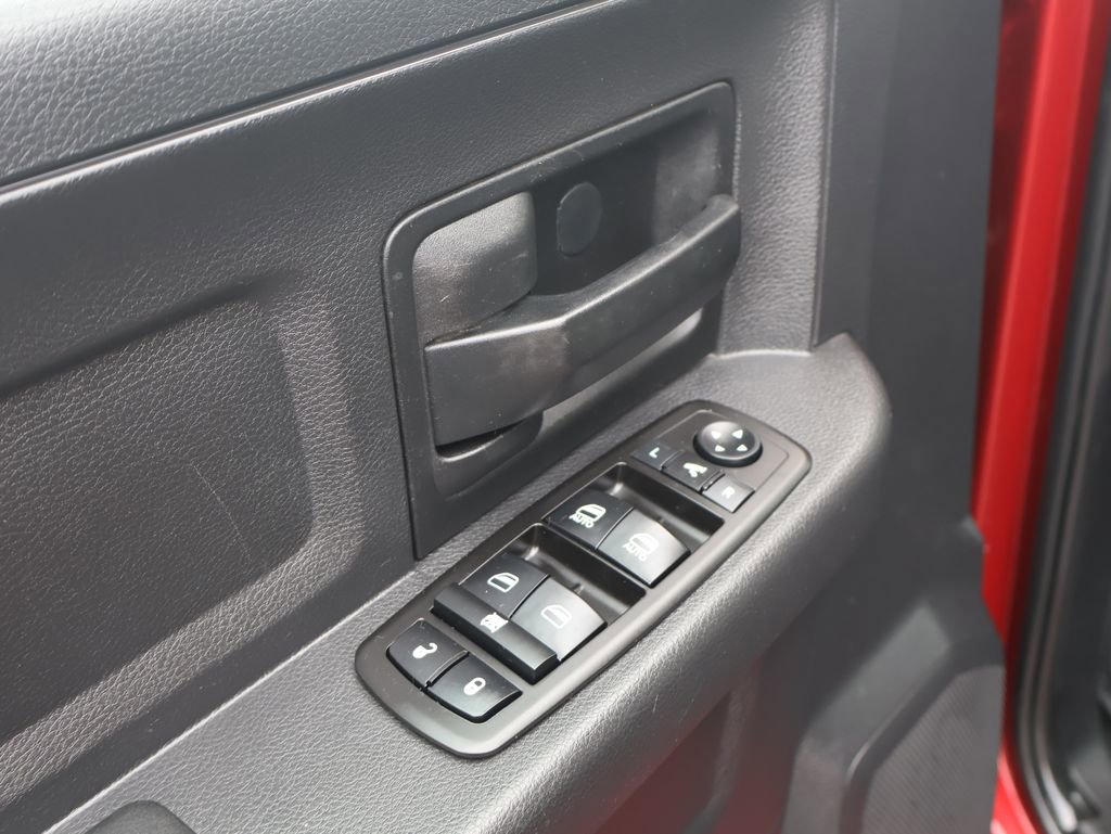 Used 2014 RAM 1500 Express image 20