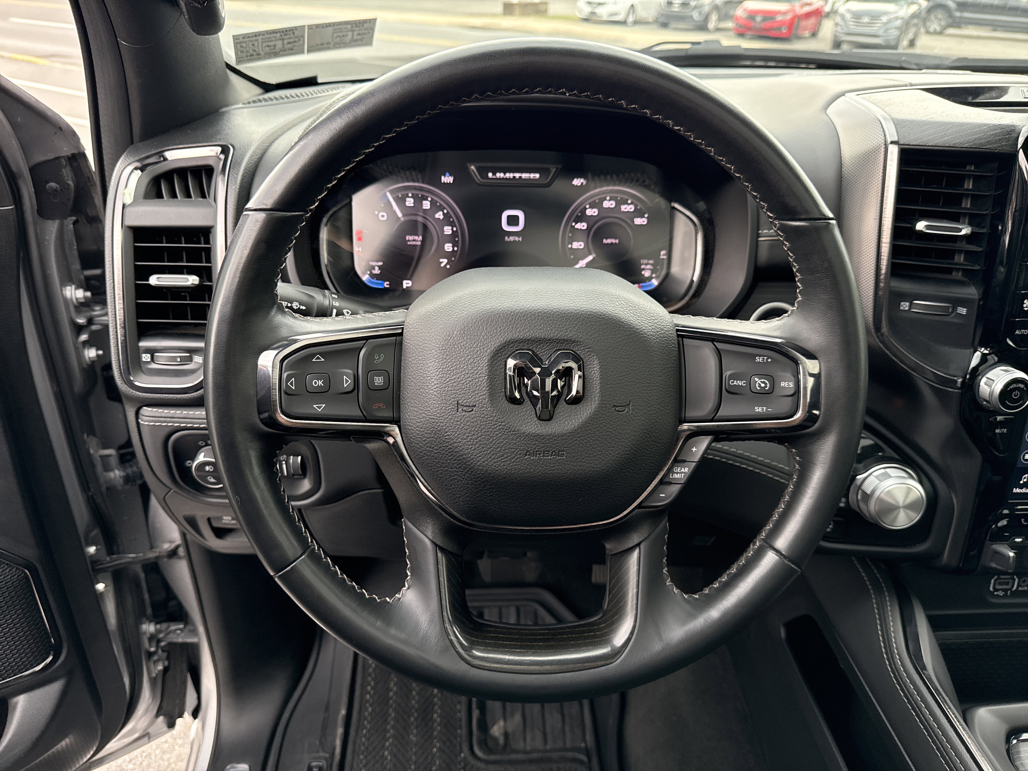 Used 2024 RAM 1500 Limited w/ Body Color Bumper Group AWD/4WD image 17