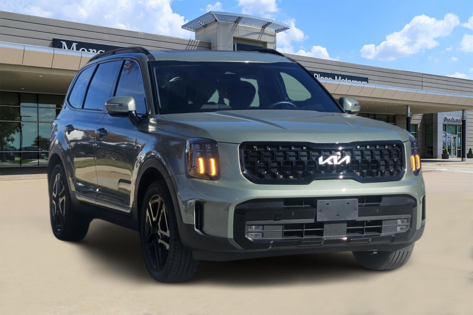 Used 2024 Kia Telluride SX Prestige X-Line image 2