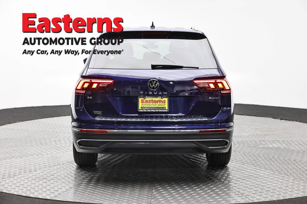 Used 2023 Volkswagen Tiguan SE AWD/4WD image 6