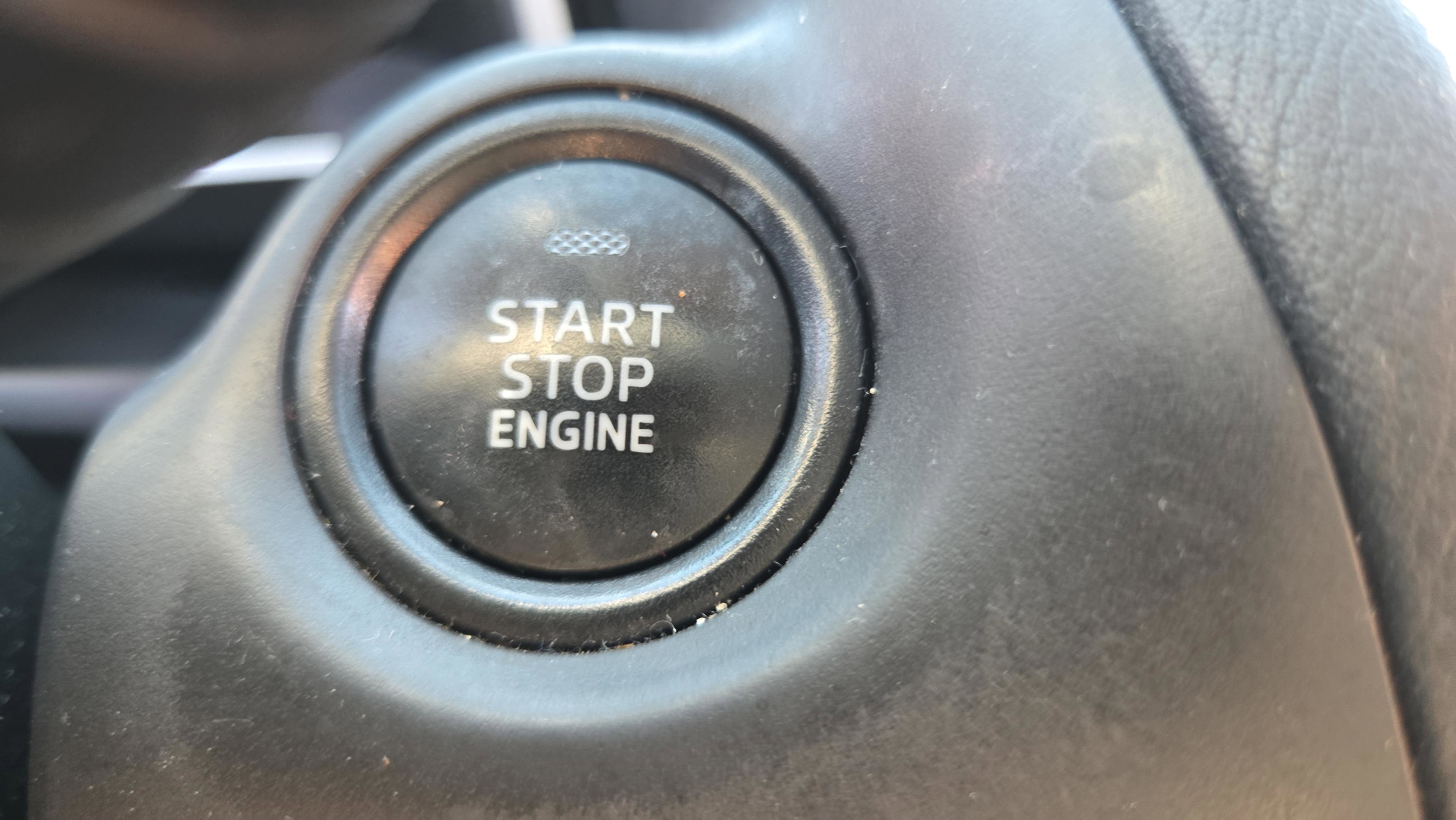 Used 2016 MAZDA MAZDA3 i Touring image 23