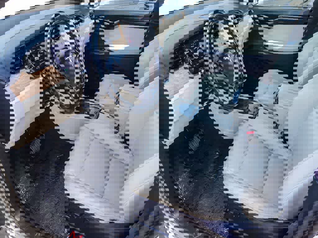 Used 2020 Tesla Model X Long Range image 15