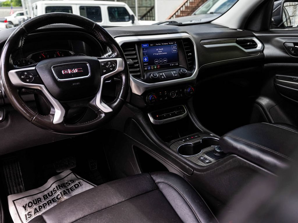 Used 2020 GMC Acadia SLT AWD/4WD image 17