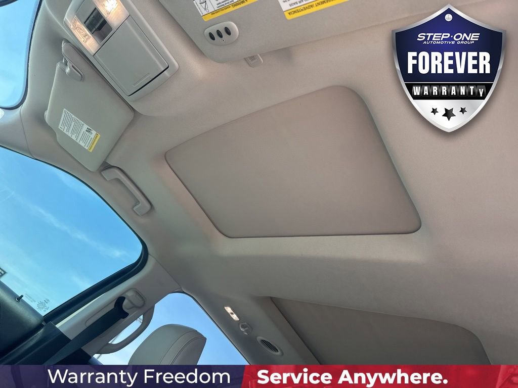 Used 2018 Ford Explorer Platinum AWD/4WD image 13