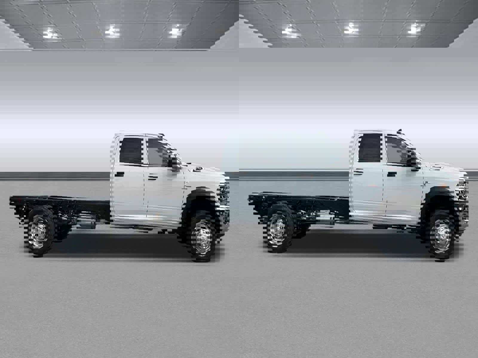 New 2026 RAM 5500 Tradesman w/ Chrome Appearance Group image 8