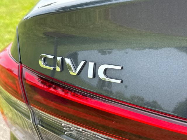 Used 2024 Honda Civic Touring image 17