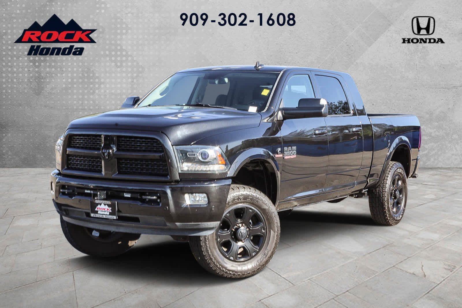 Used 2016 RAM 3500 Laramie AWD/4WD image 1
