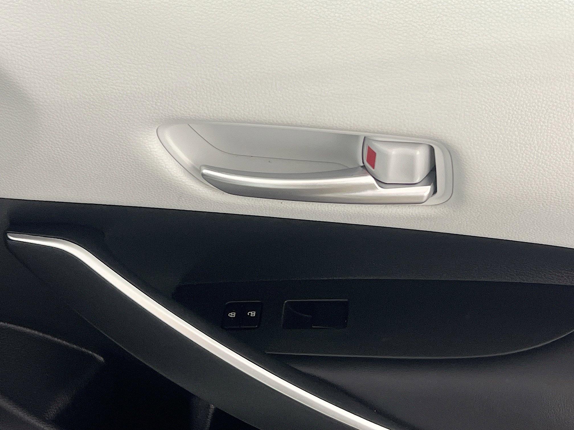 Used 2021 Toyota Corolla SE image 31