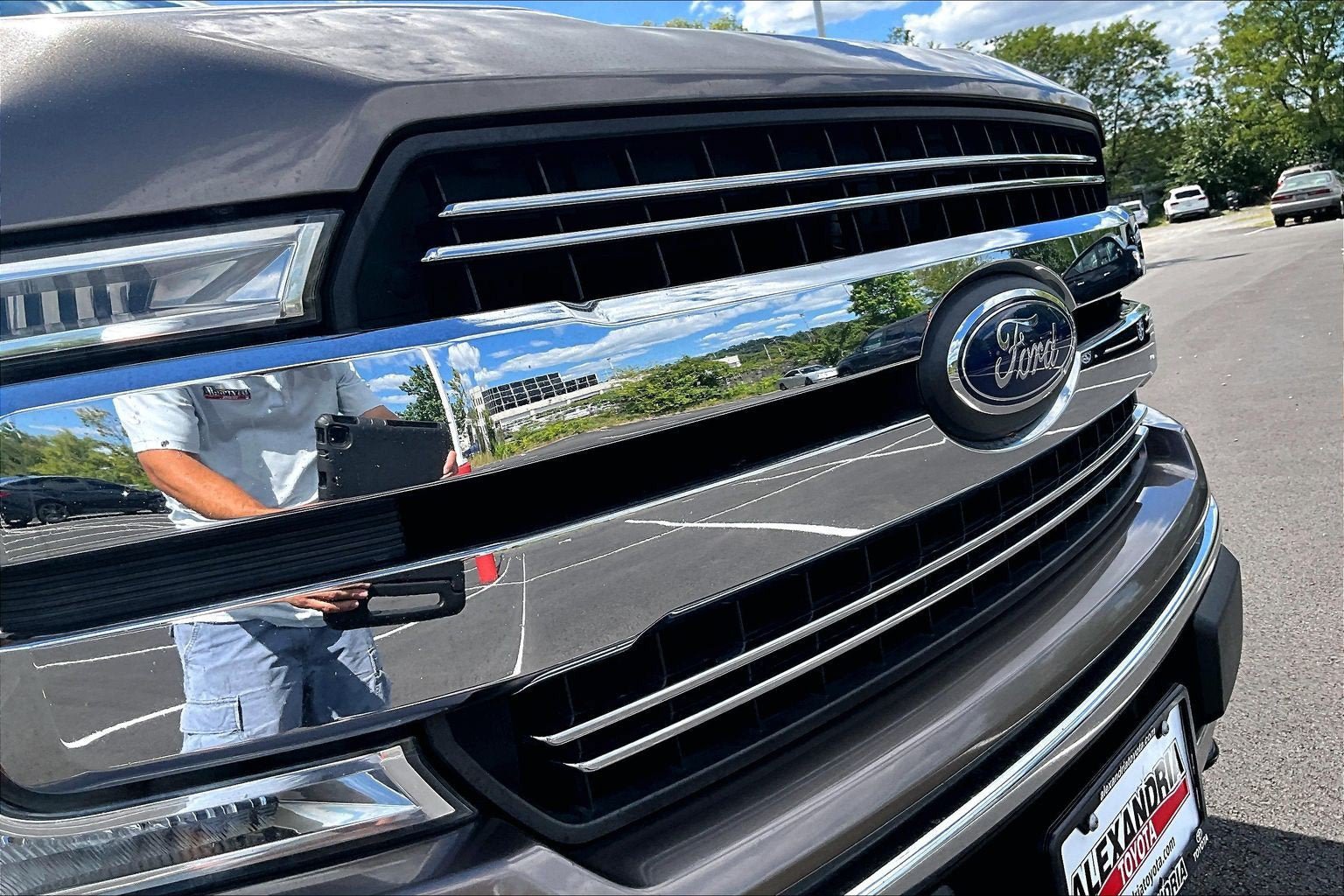 Used 2018 Ford F150 Lariat AWD/4WD image 27