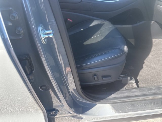 Used 2022 Hyundai Santa Fe Limited image 33