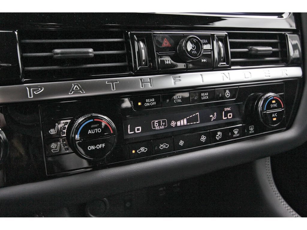 New 2026 Nissan Pathfinder Platinum FWD image 27