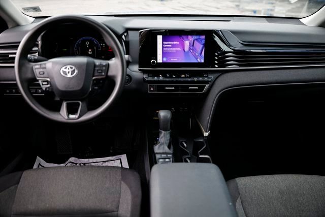 Used 2025 Toyota Camry LE image 26