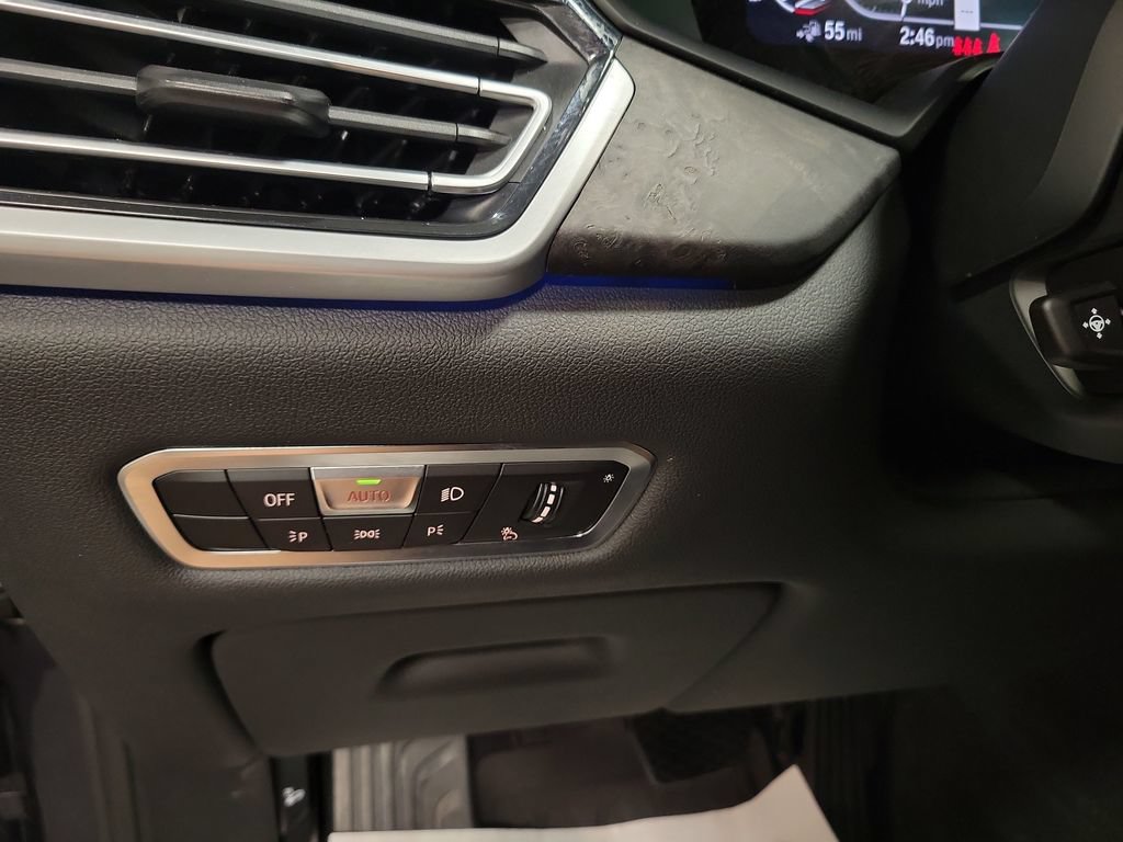 Used 2022 BMW X5 xDrive45e w/ Climate Comfort Package AWD/4WD image 29