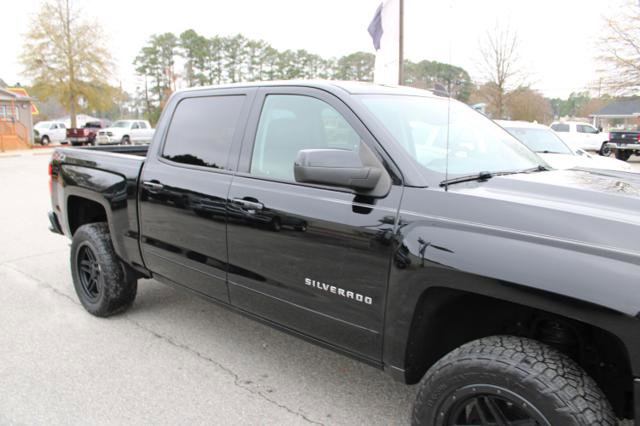 Used 2018 Chevrolet Silverado 1500 LT w/ All Star Edition image 9
