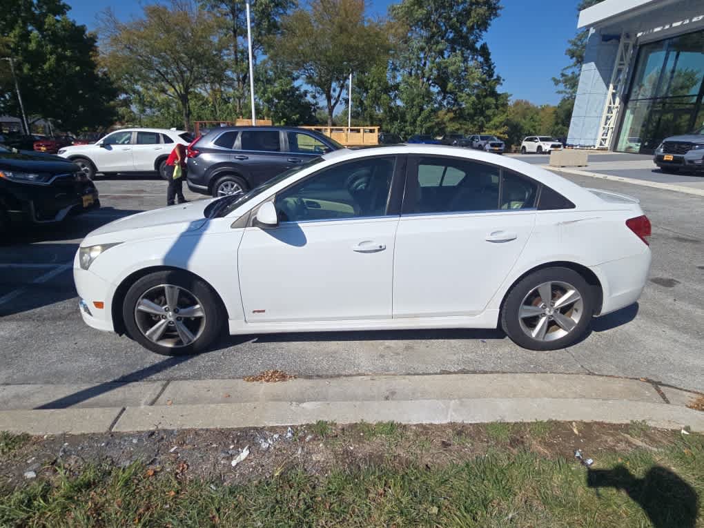 Used 2014 Chevrolet Cruze LT w/ Sun, Sound and Sport Package FWD image 13