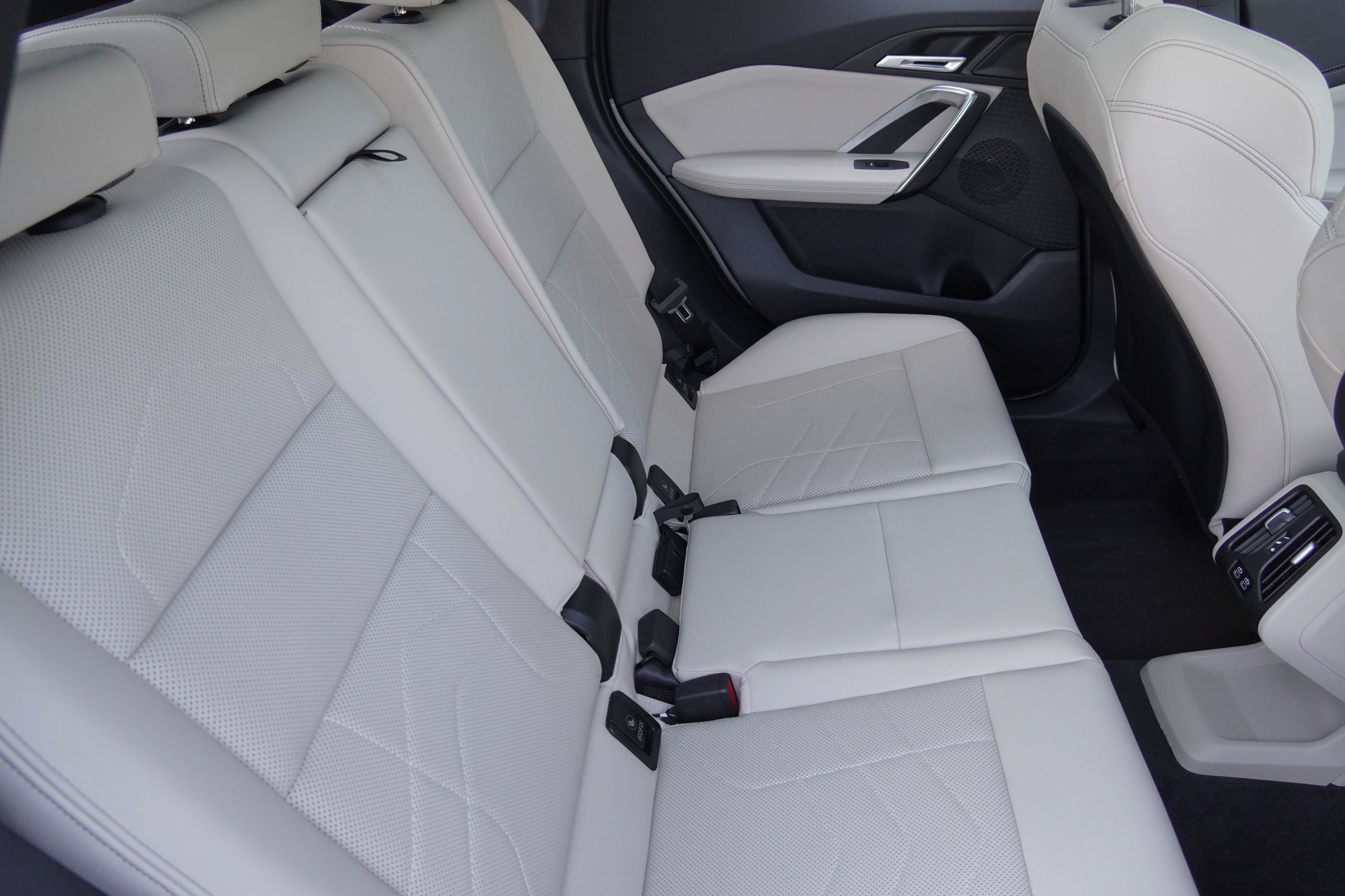 Certified 2025 BMW X1 xDrive28i AWD/4WD image 31
