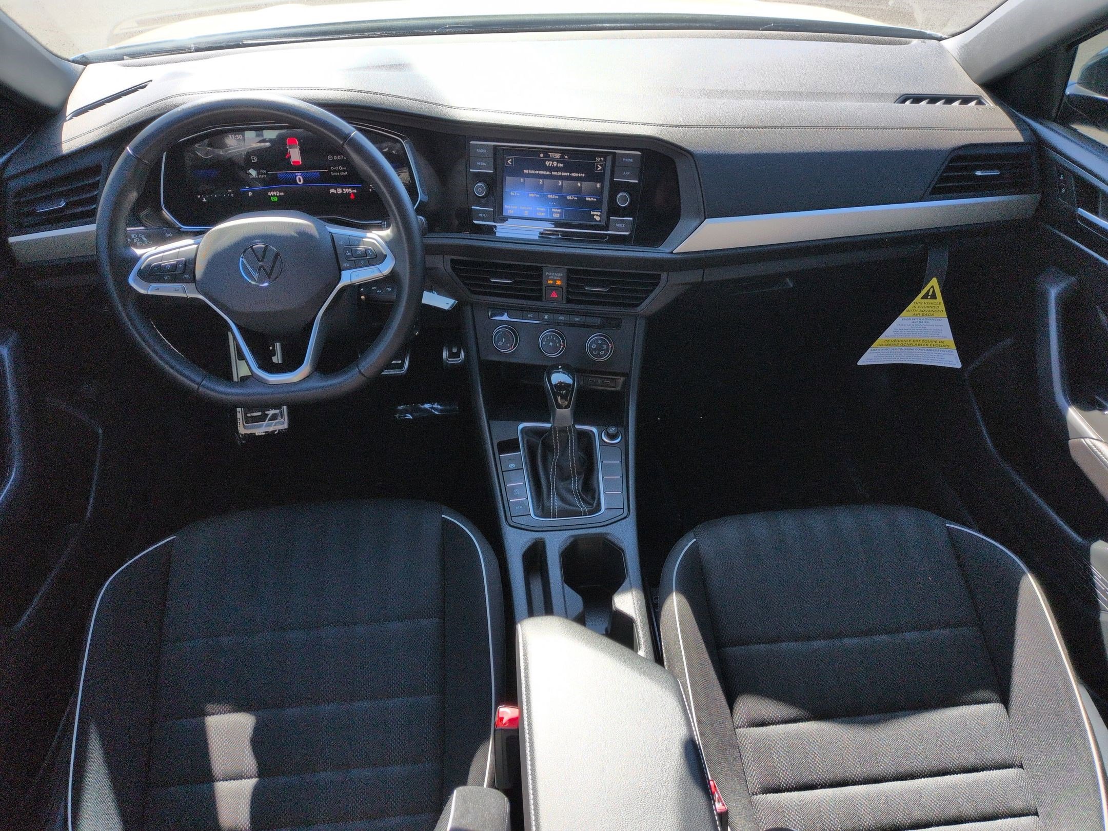 Used 2023 Volkswagen Jetta Sport image 29