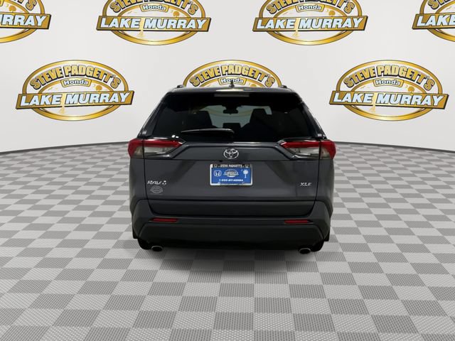 Used 2025 Toyota RAV4 XLE FWD image 3