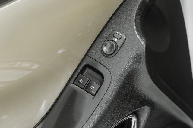 Used 2010 Chevrolet Camaro SS image 36