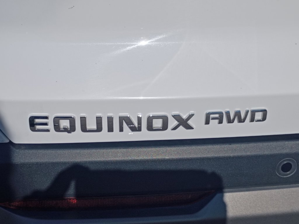 Used 2026 Chevrolet Equinox LT AWD/4WD image 21