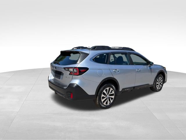 Used 2021 Subaru Outback AWD/4WD image 3