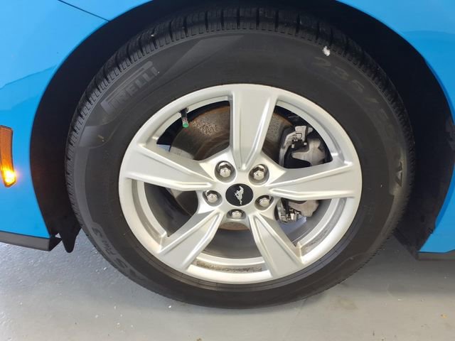 Certified 2024 Ford Mustang Coupe RWD image 9