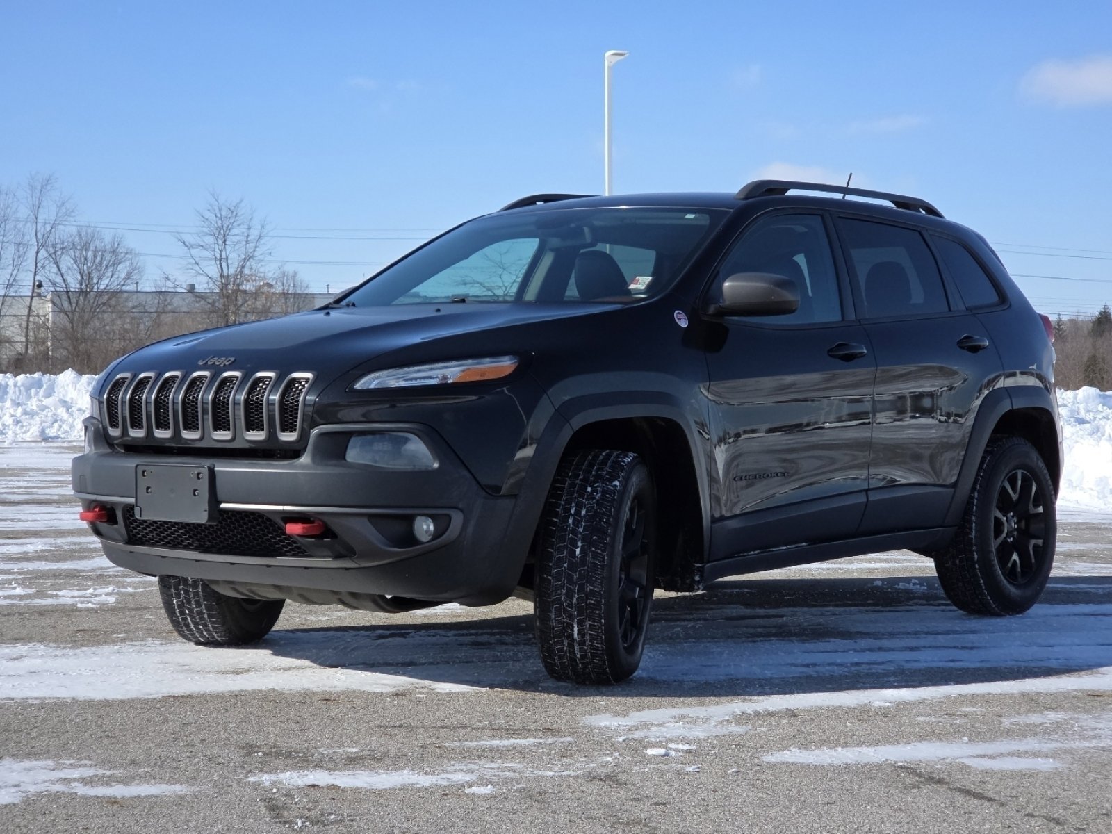 Used 2015 Jeep Cherokee Trailhawk image 12