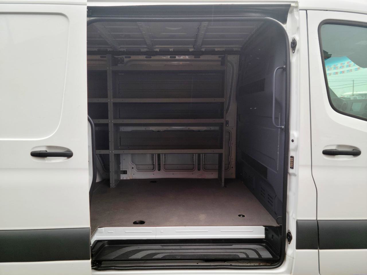 Used 2022 Mercedes-Benz Sprinter 1500 image 16