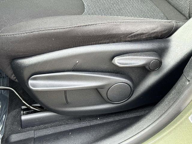 Used 2019 Jeep Cherokee Latitude w/ Popular Appearance Group image 21