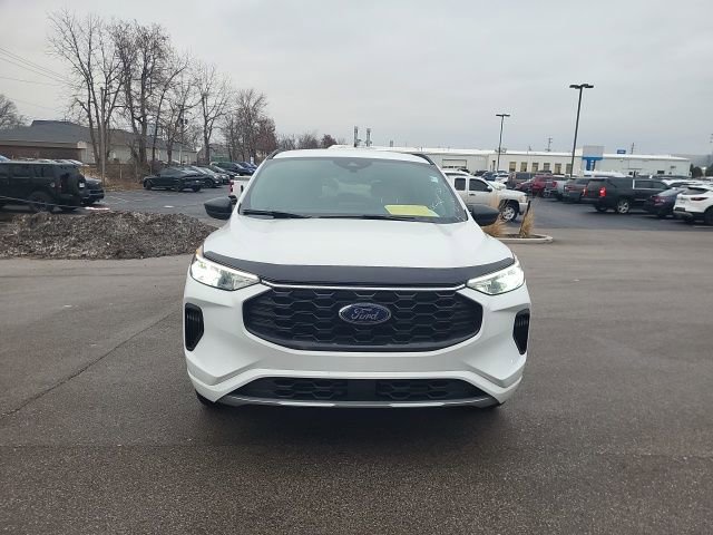 Used 2023 Ford Escape ST-Line image 9