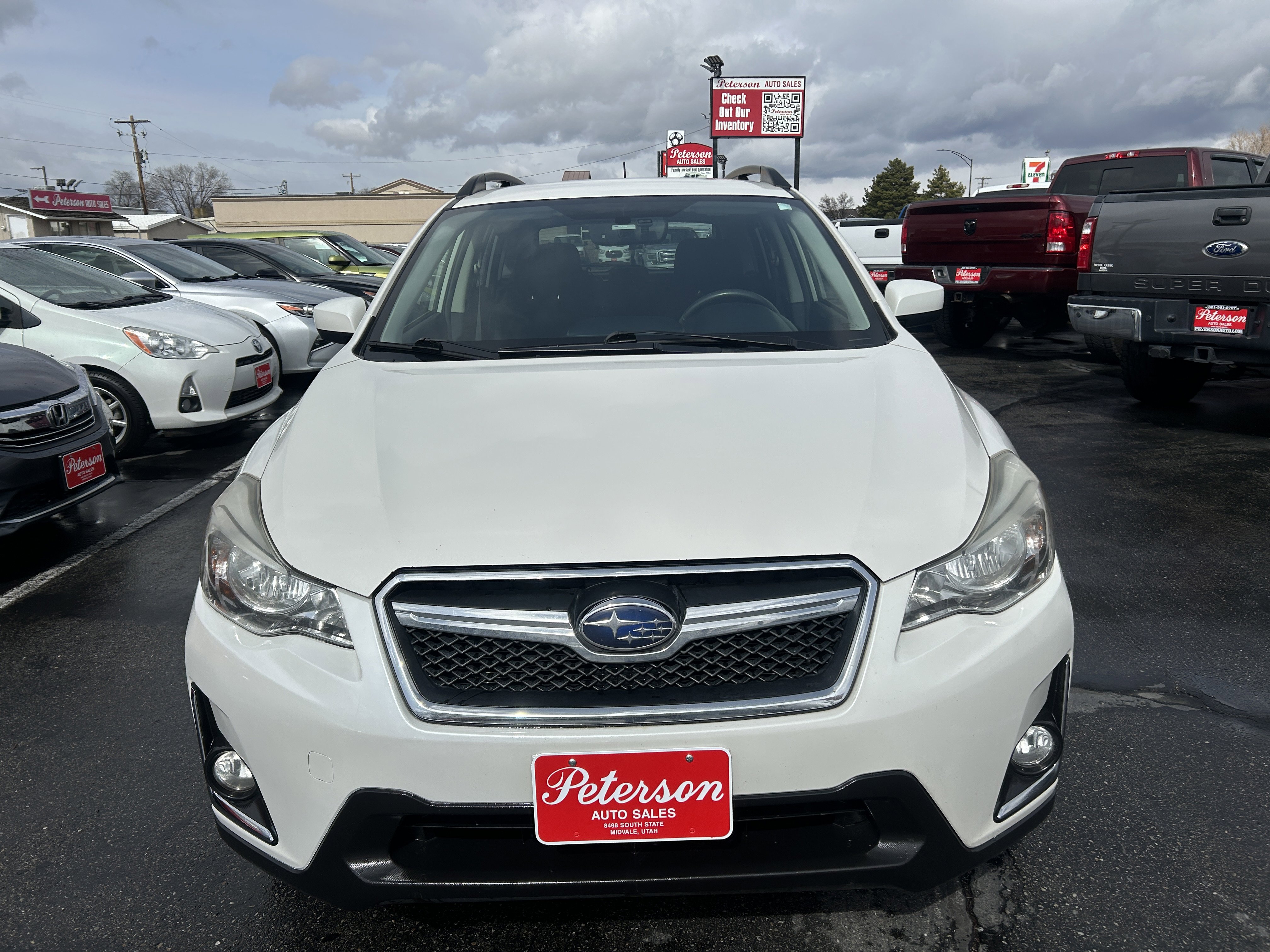 Used 2017 Subaru Crosstrek 2.0i Premium image 3