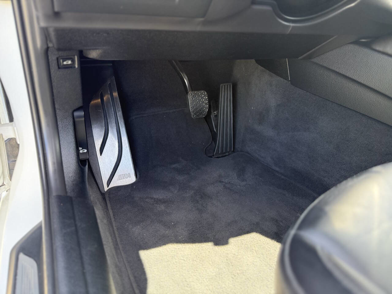 Used 2015 BMW M3 image 18