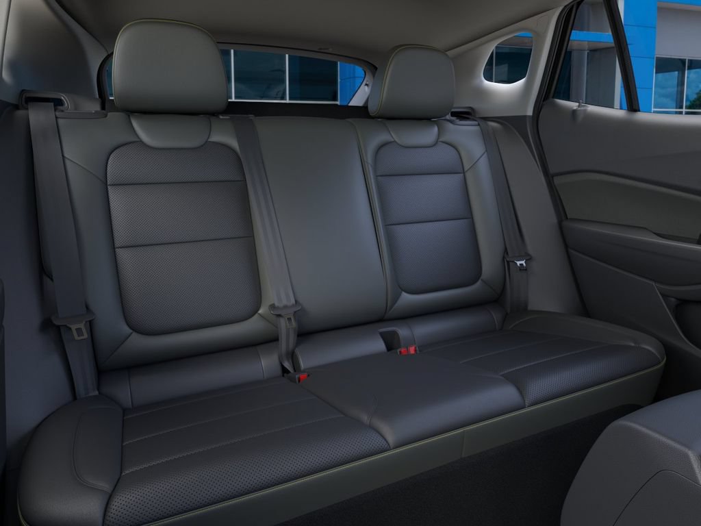 New 2026 Chevrolet Trax ACTIV w/ Sunroof Package FWD image 17