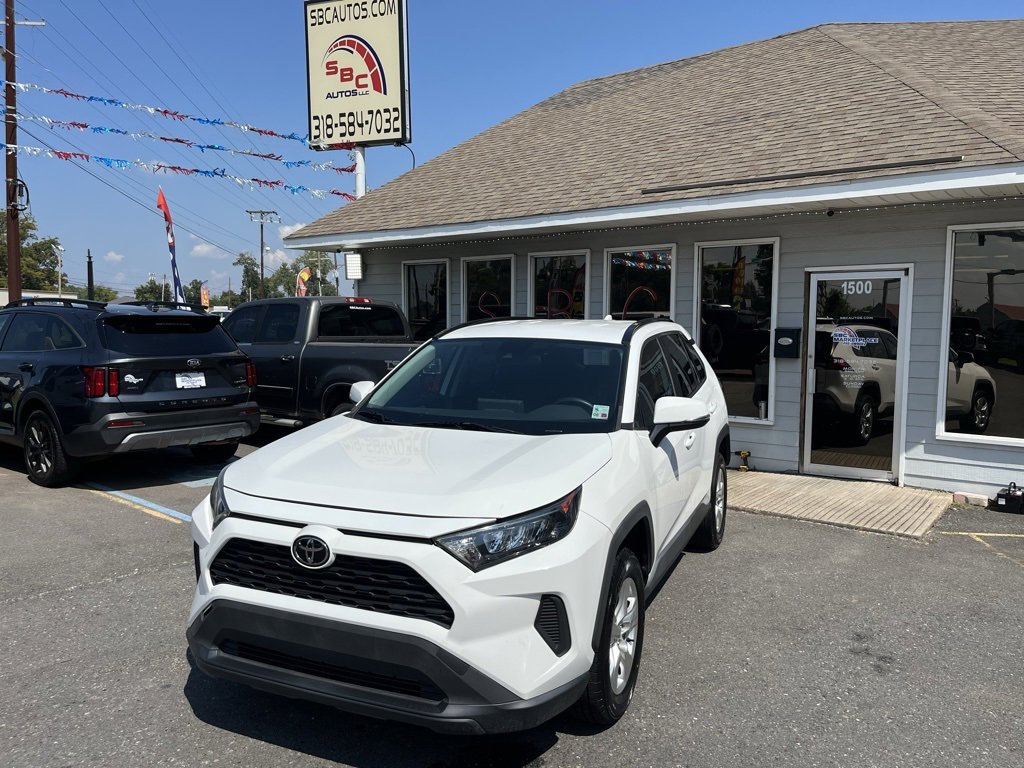 Used 2021 Toyota RAV4 XLE